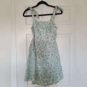 SO Light Green Floral Dress